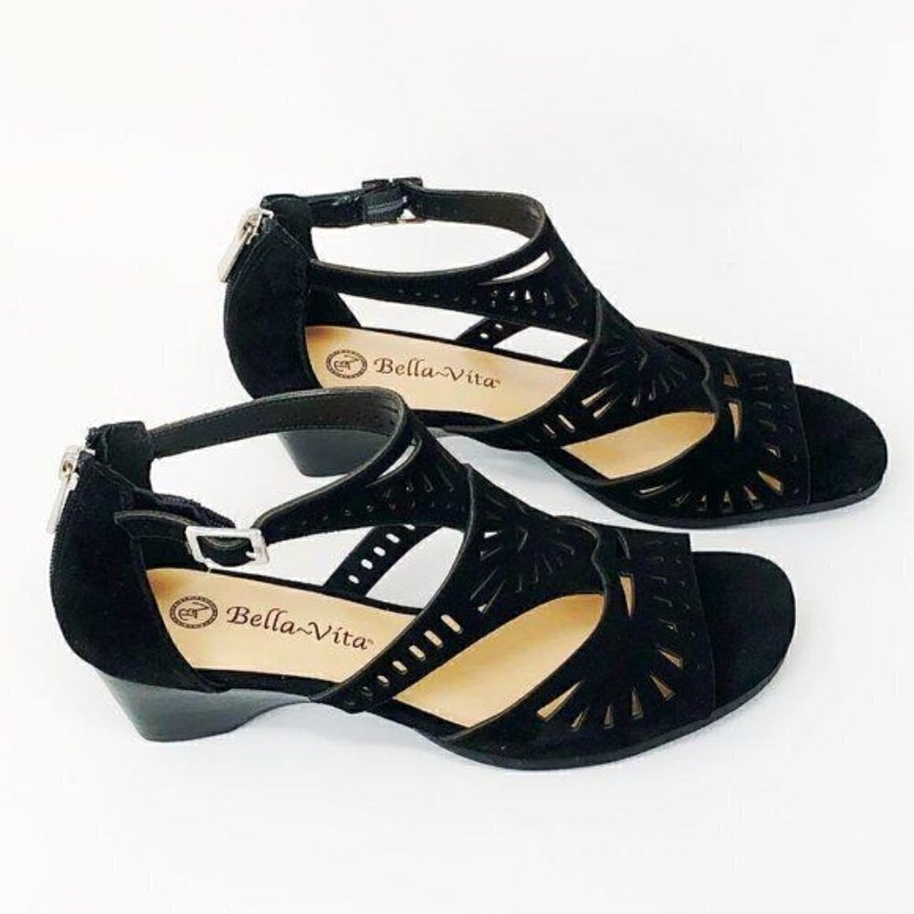 Bella Vita Women’s Black Suede Sandal, 6.5 M US